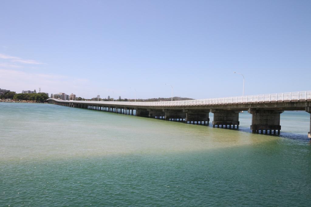 Chill-Out Lakeside - Wallis Lake פורסטר חדר תמונה